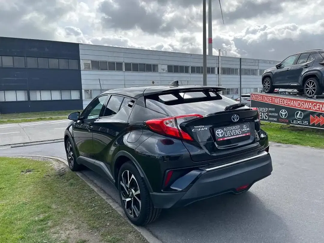 Toyota C-HR - Thumbnail 7