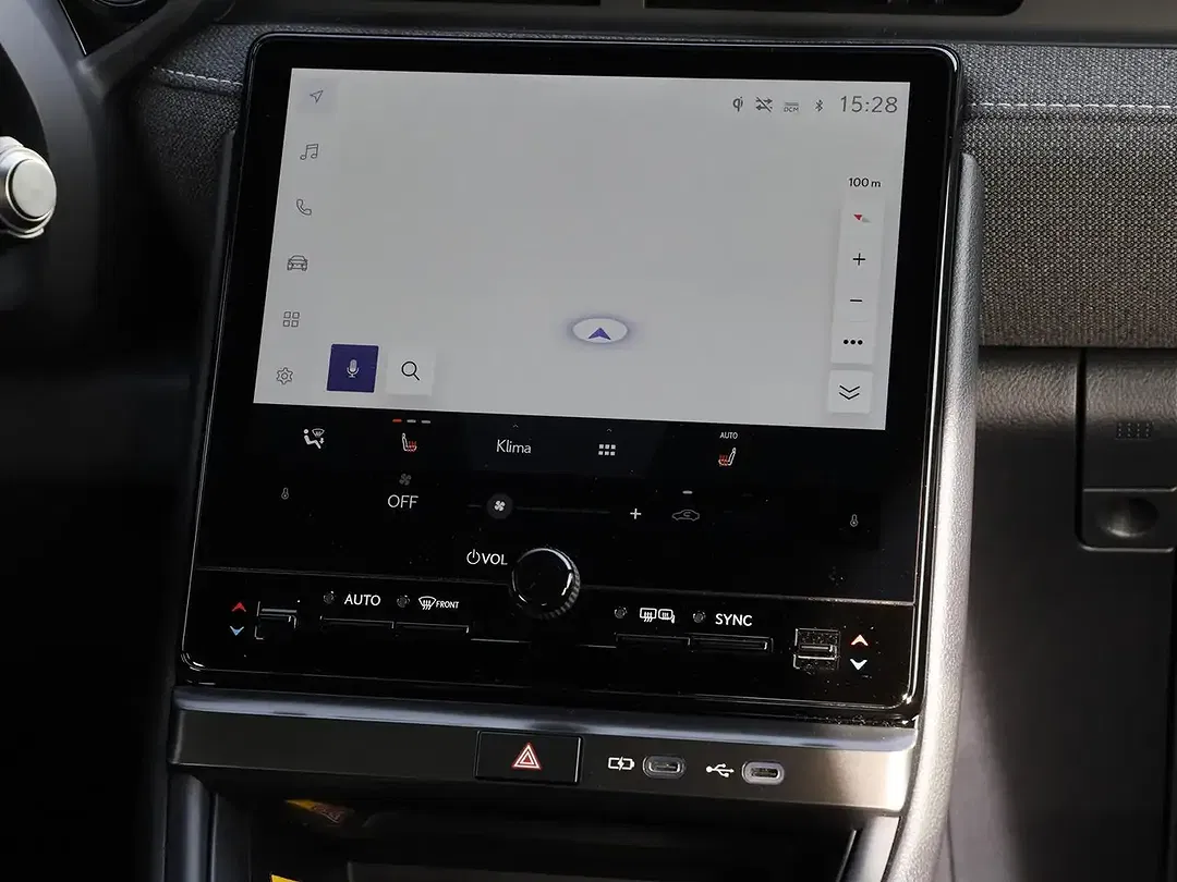 Lexus LBX - Thumbnail 10