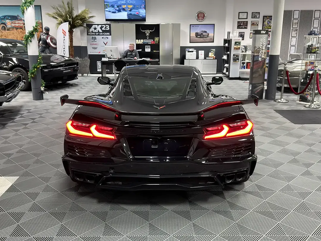 Corvette Z06 - Thumbnail 10
