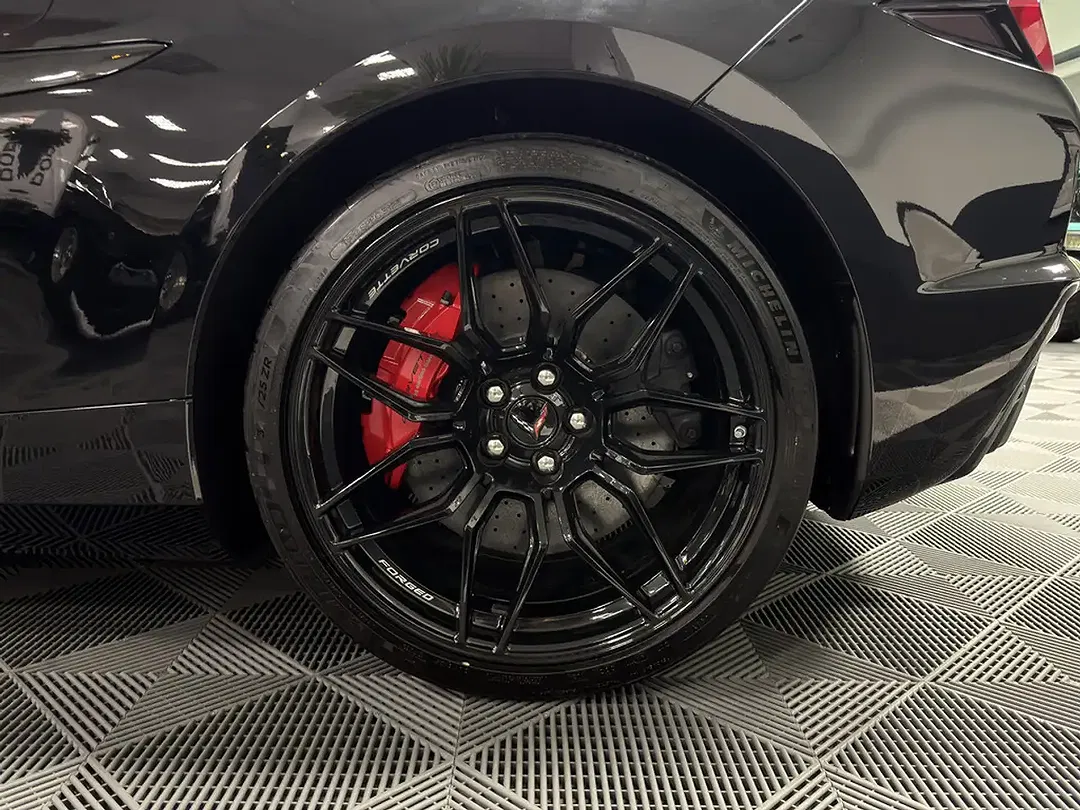 Corvette Z06 - Thumbnail 13