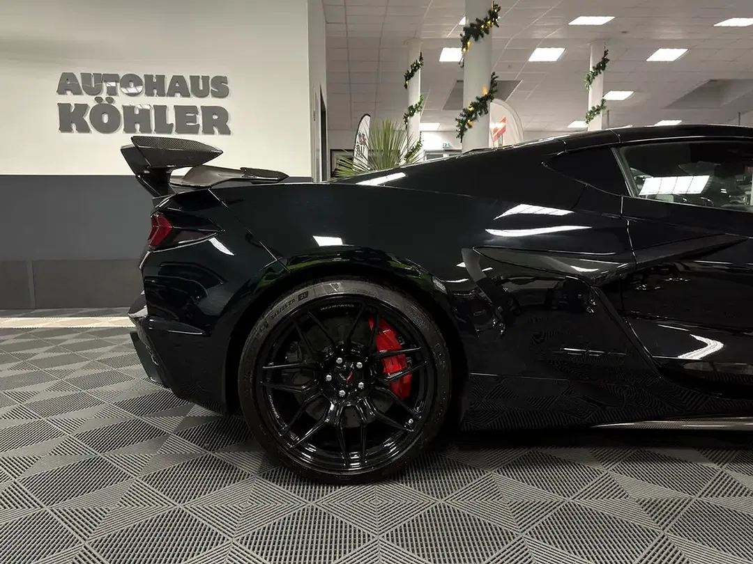 Corvette Z06 - Thumbnail 15
