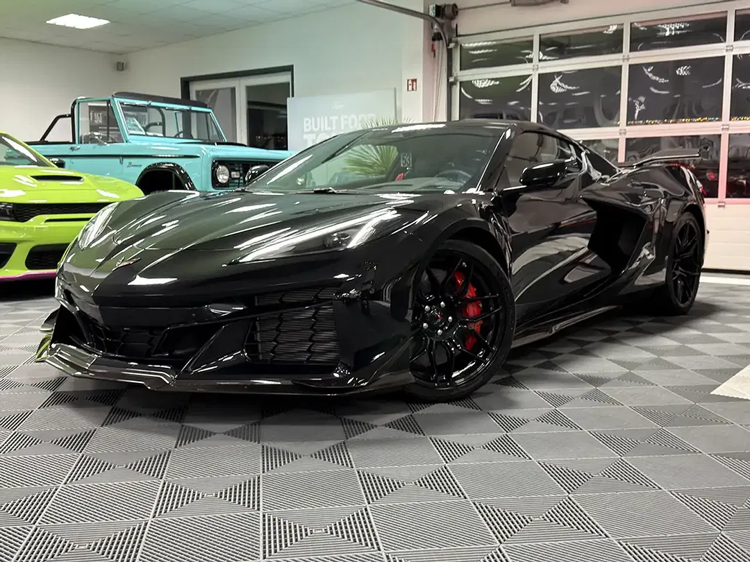 Corvette Z06 - Thumbnail 6