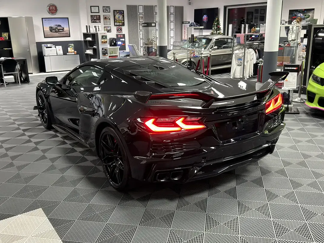 Corvette Z06 - Thumbnail 9