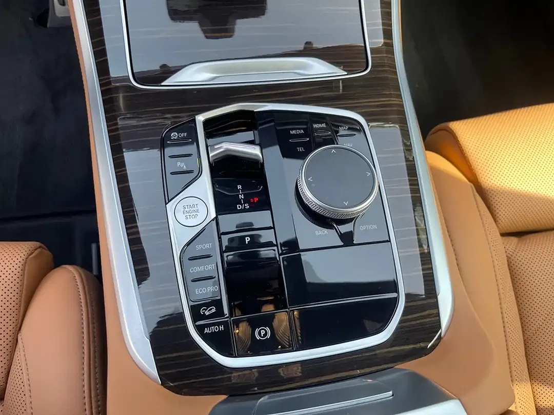 BMW X5 - Thumbnail 8