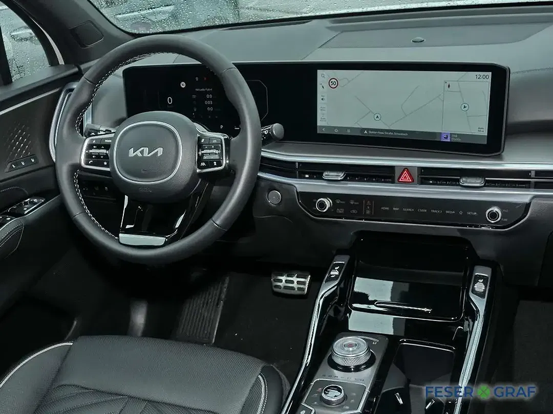 Kia Sorento - Thumbnail 3