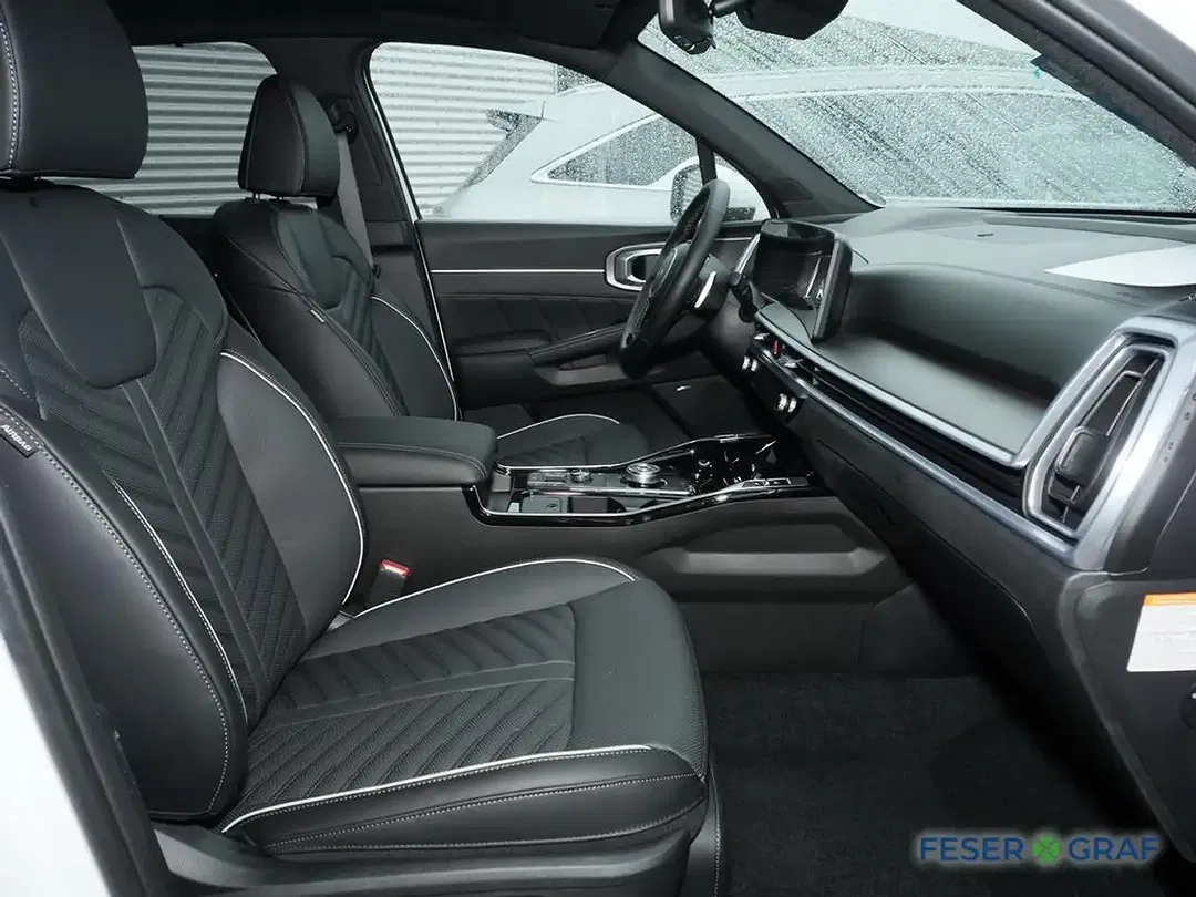 Kia Sorento - Thumbnail 4
