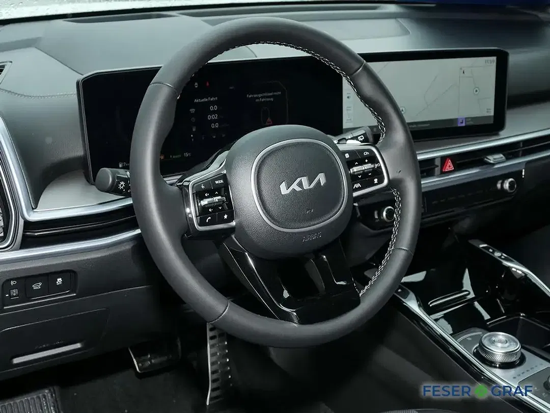 Kia Sorento - Thumbnail 6