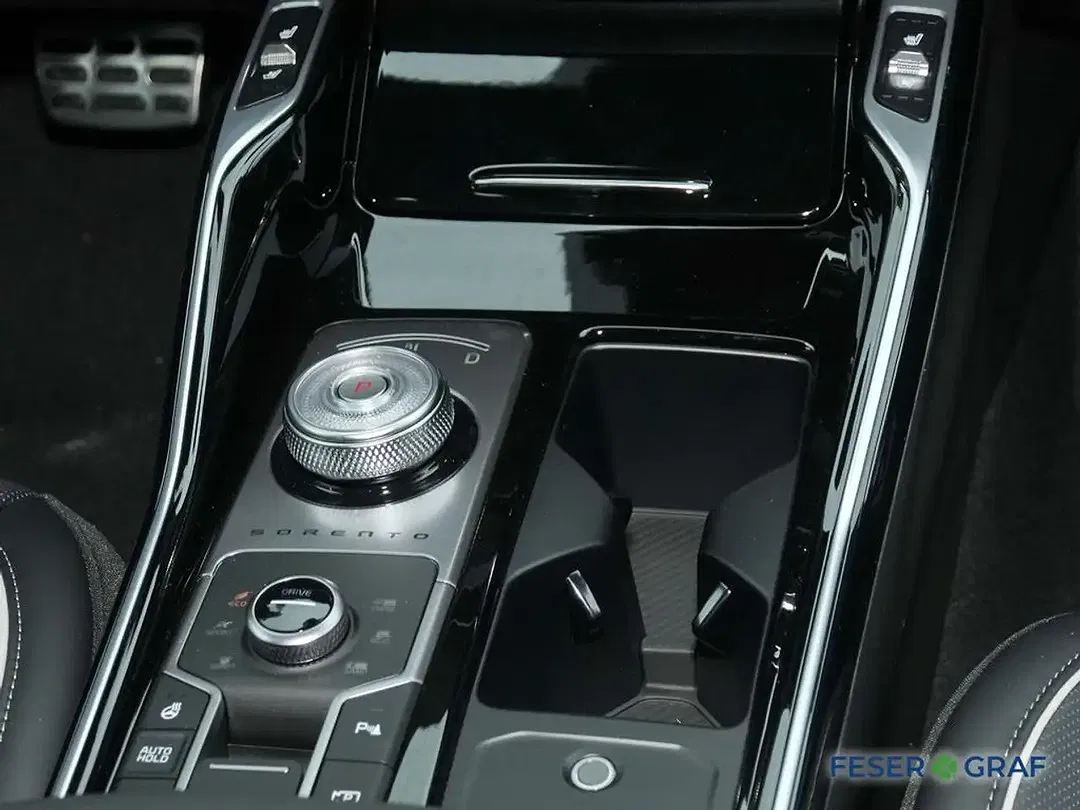 Kia Sorento - Thumbnail 8