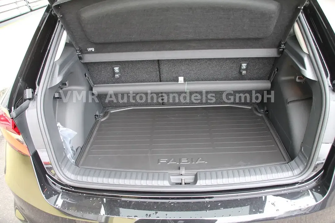 Skoda Fabia - Thumbnail 9