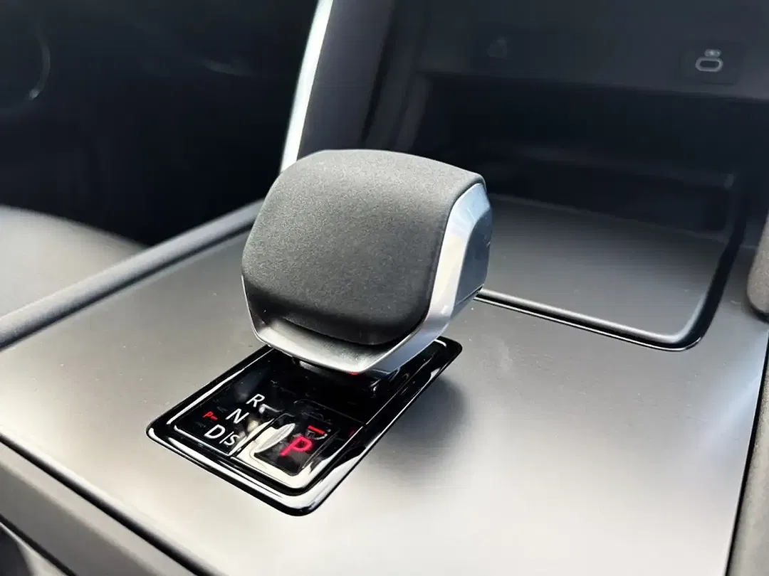 Land Rover Discovery Sport - Thumbnail 14