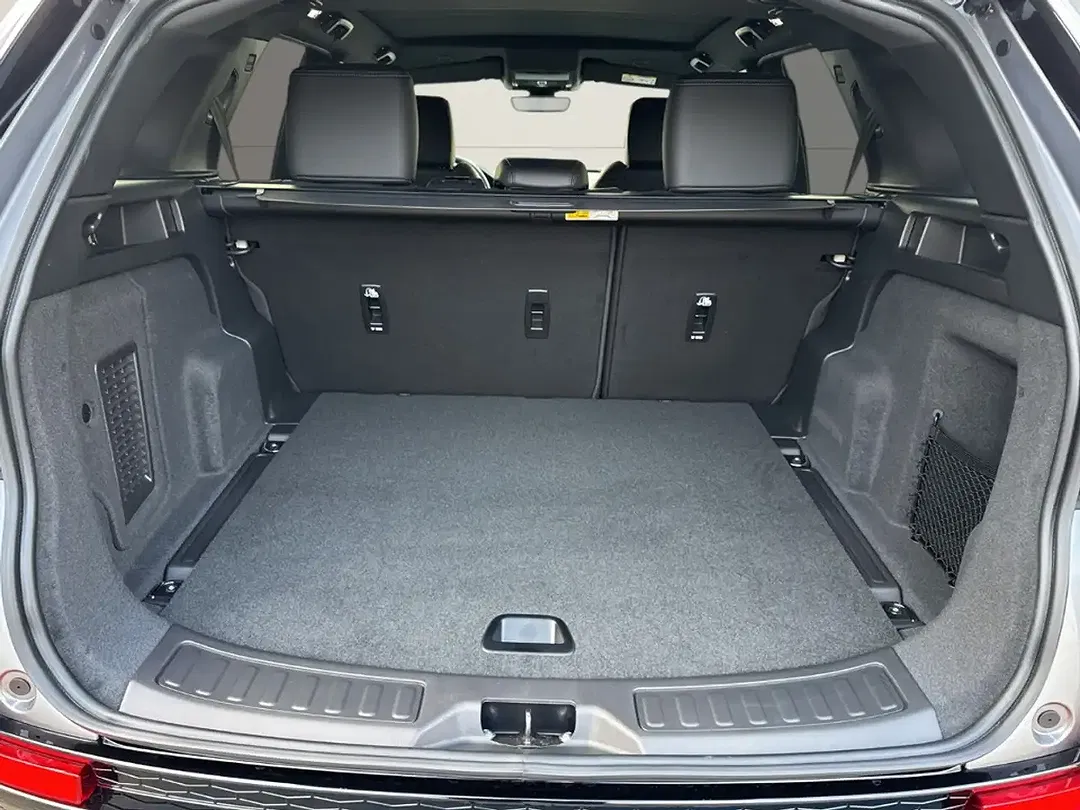 Land Rover Discovery Sport - Thumbnail 8