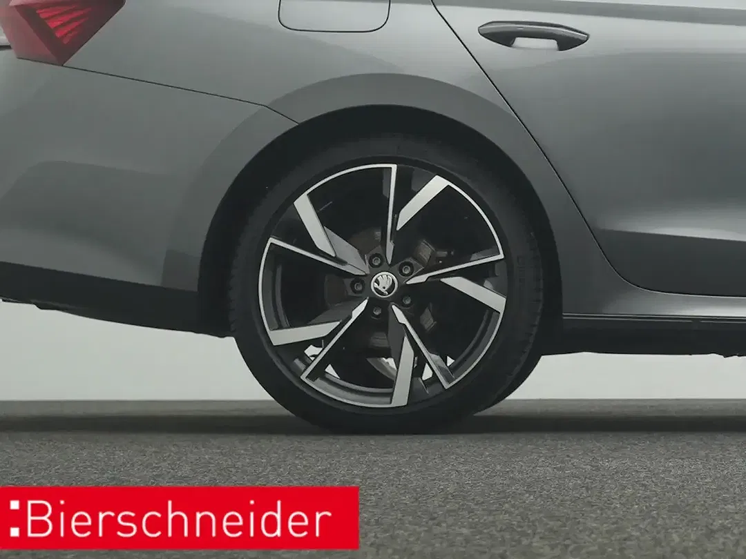 Skoda Octavia - Thumbnail 28