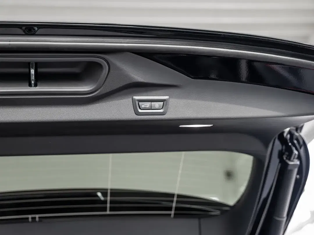 BMW X5 - Thumbnail 11