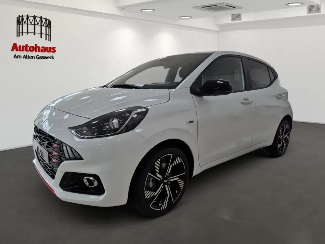Hyundai i10 - Thumbnail 1