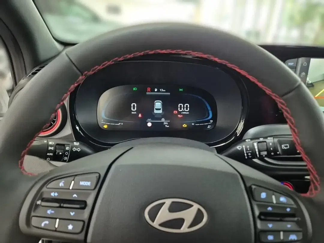 Hyundai i10 - Thumbnail 8