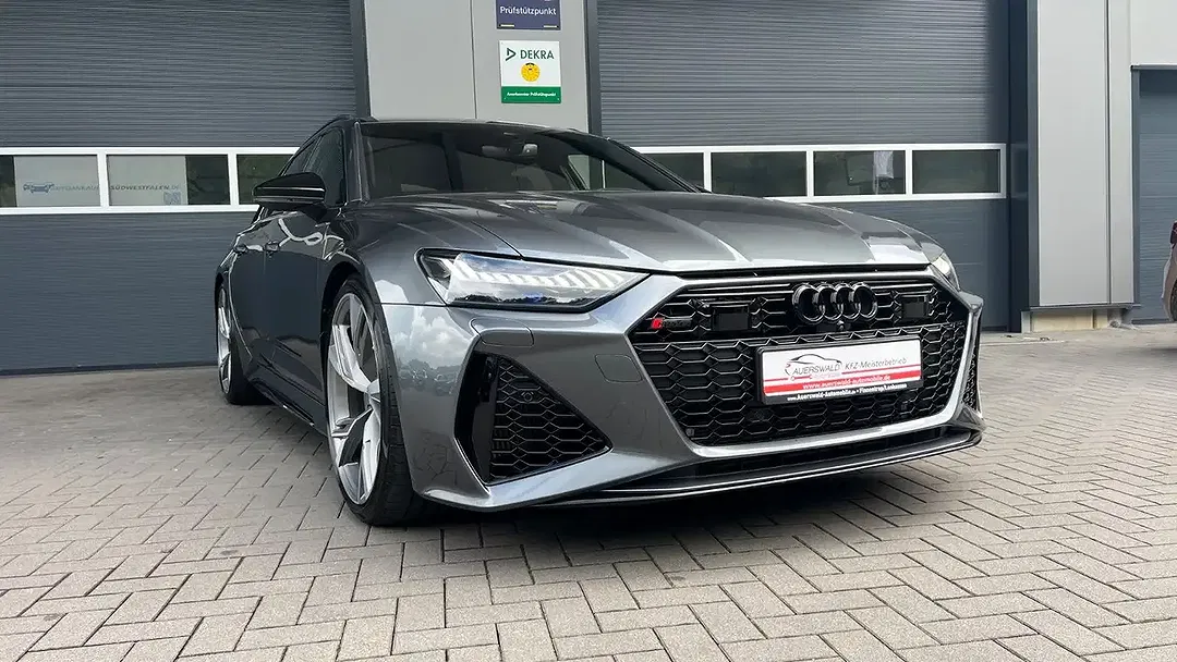 Audi RS6 - Thumbnail 3