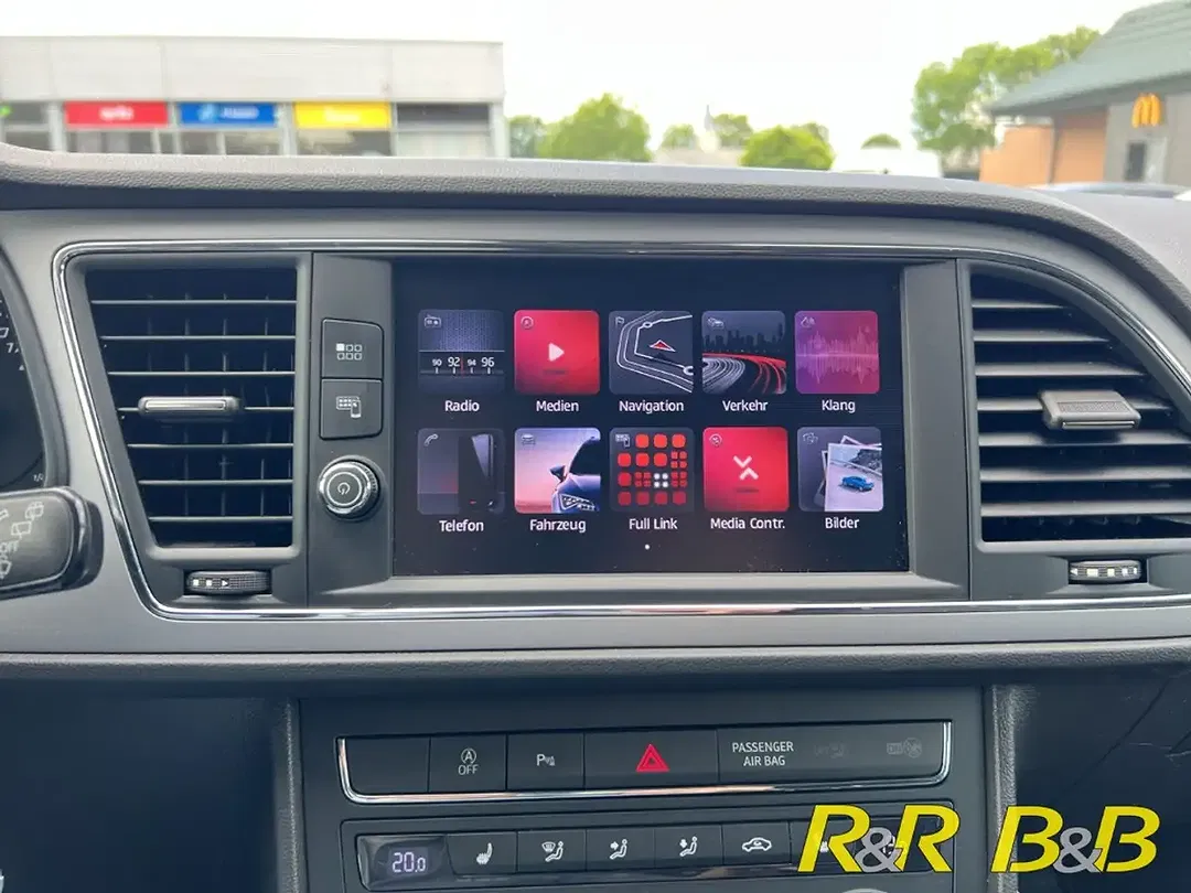 SEAT Leon - Thumbnail 10