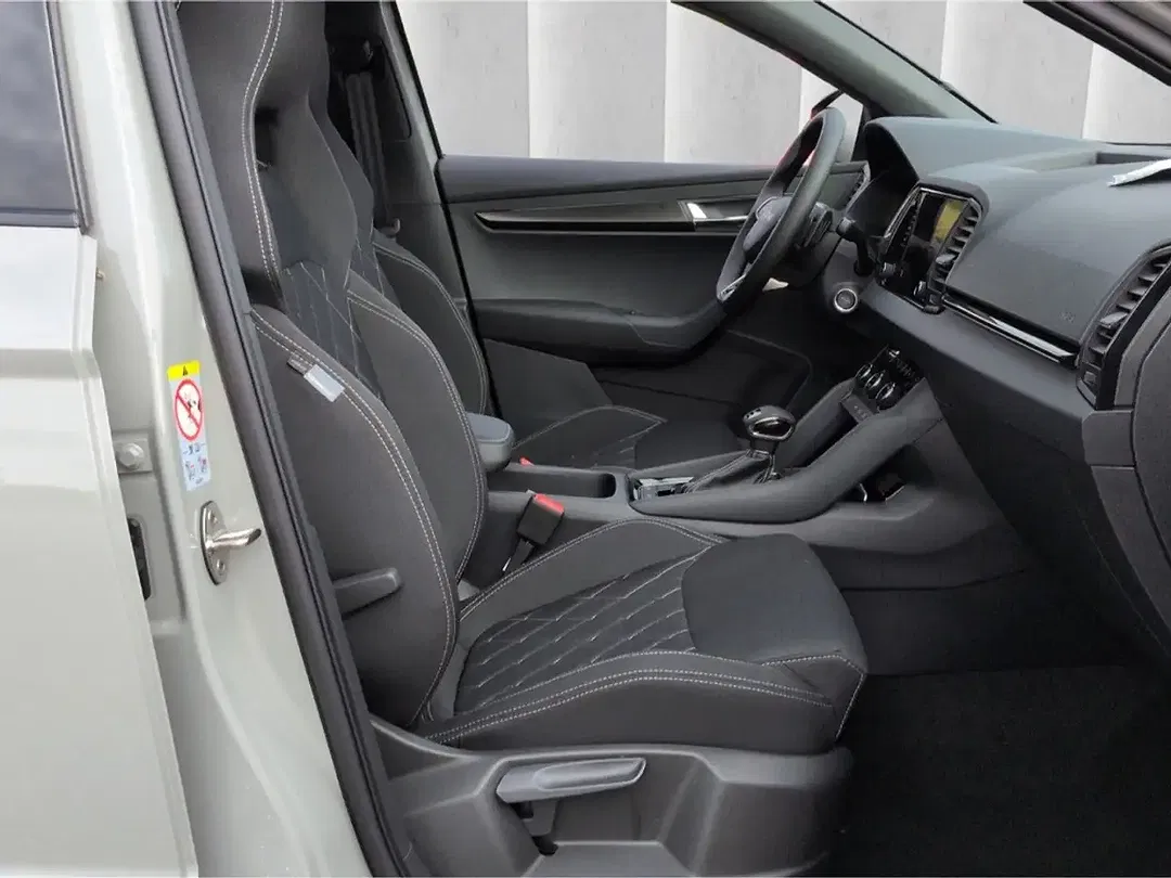 Skoda Karoq - Thumbnail 7