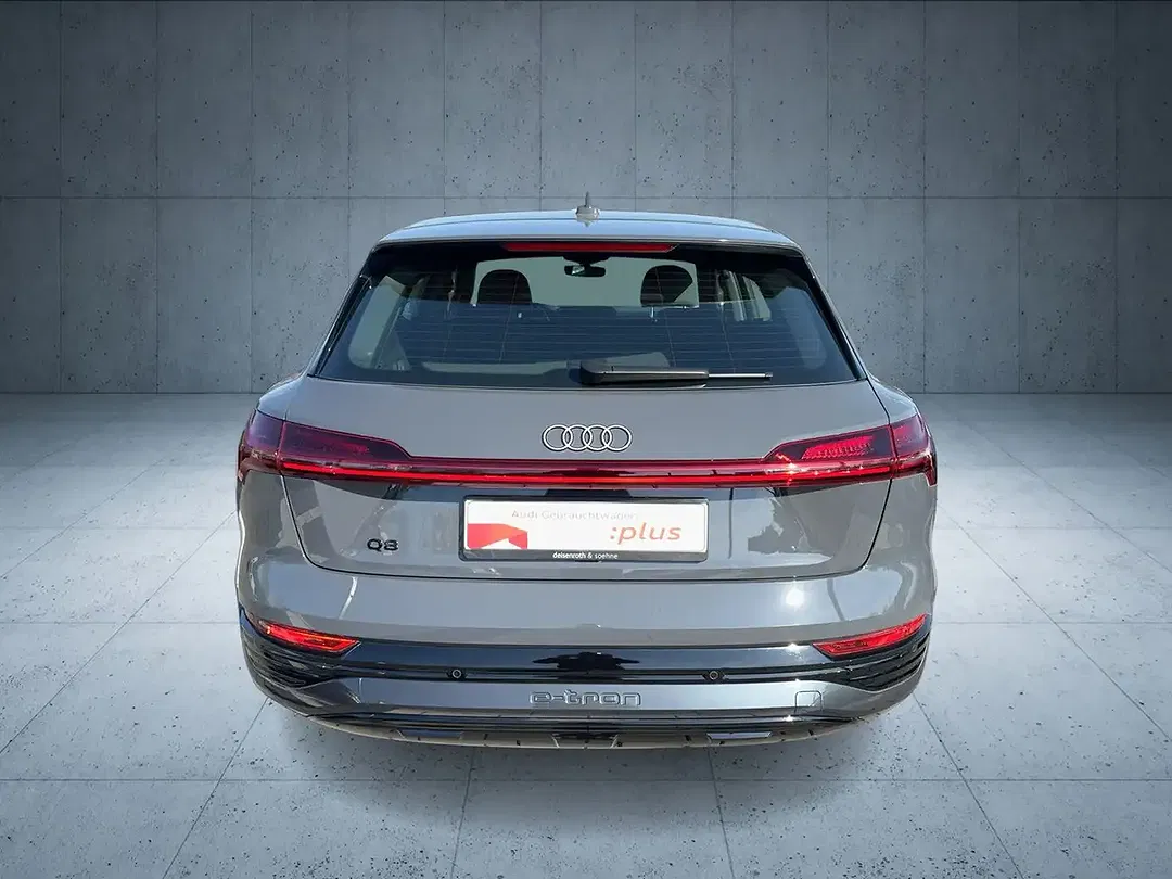 Audi Q8 e-tron - Thumbnail 4