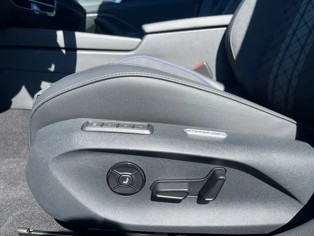 Volkswagen Passat Variant - Thumbnail 13