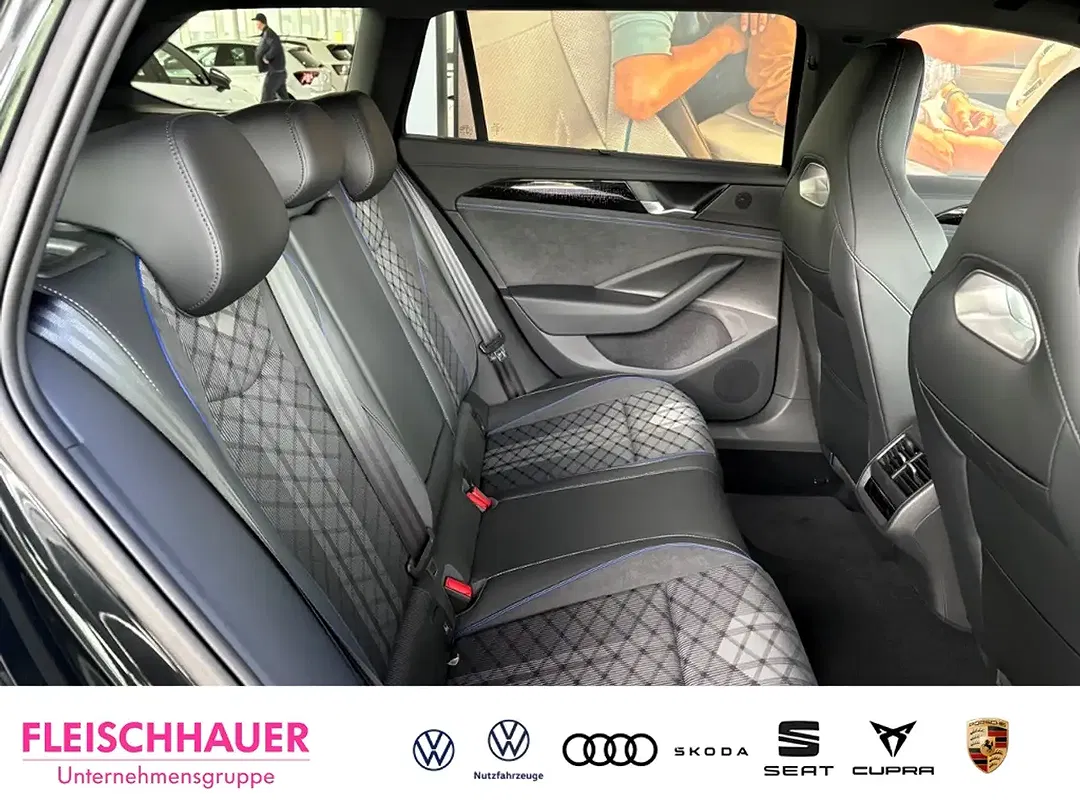 Volkswagen Passat Variant - Thumbnail 6