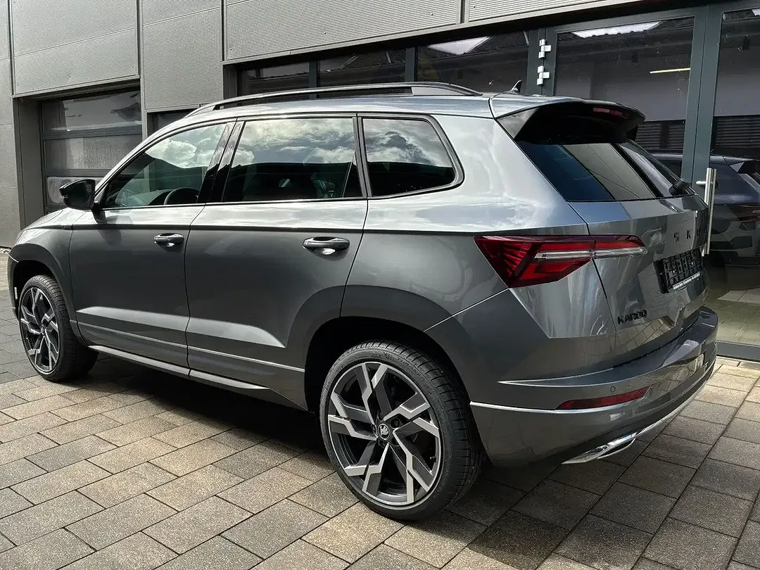 Skoda Karoq - Thumbnail 6