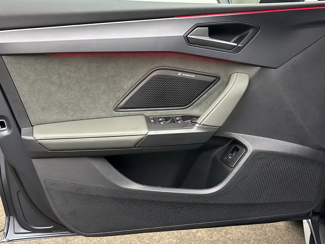 CUPRA Leon - Thumbnail 12