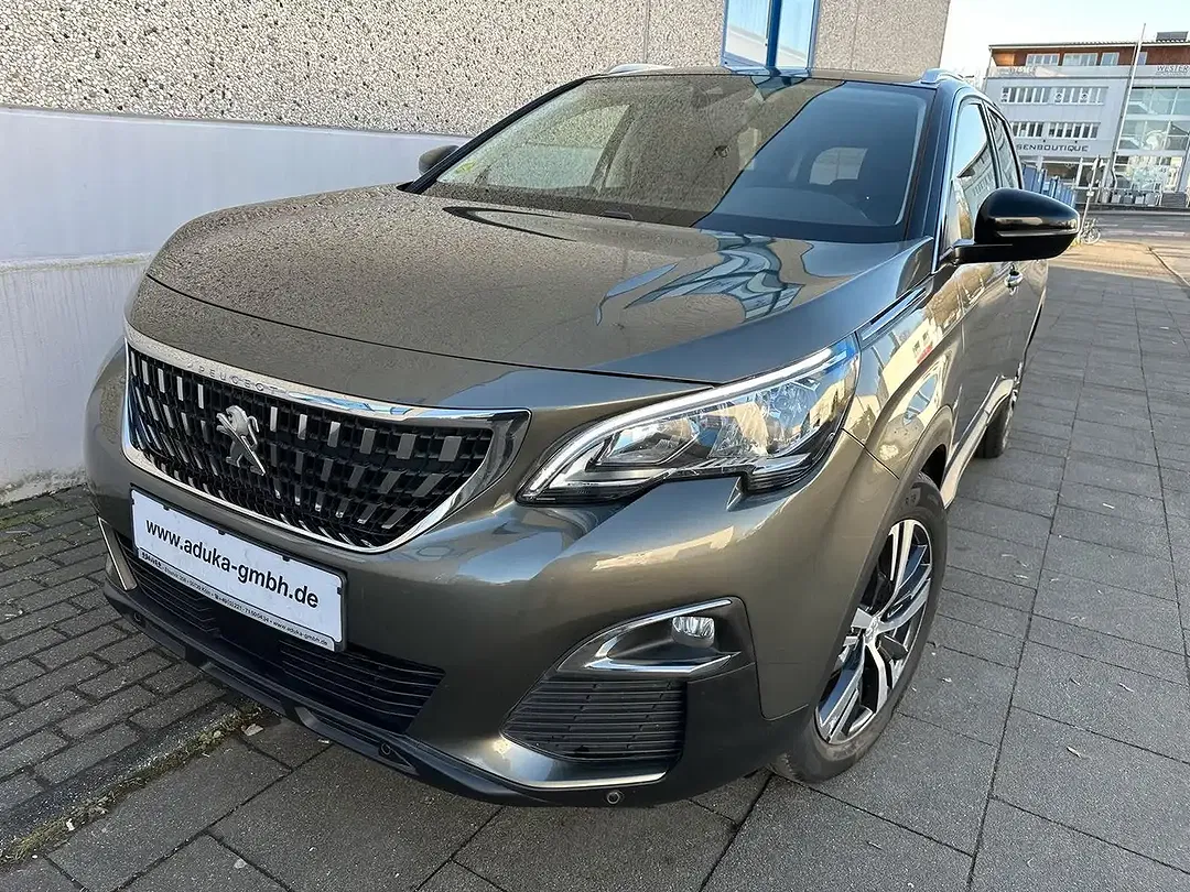 Peugeot 5008 - Thumbnail 3