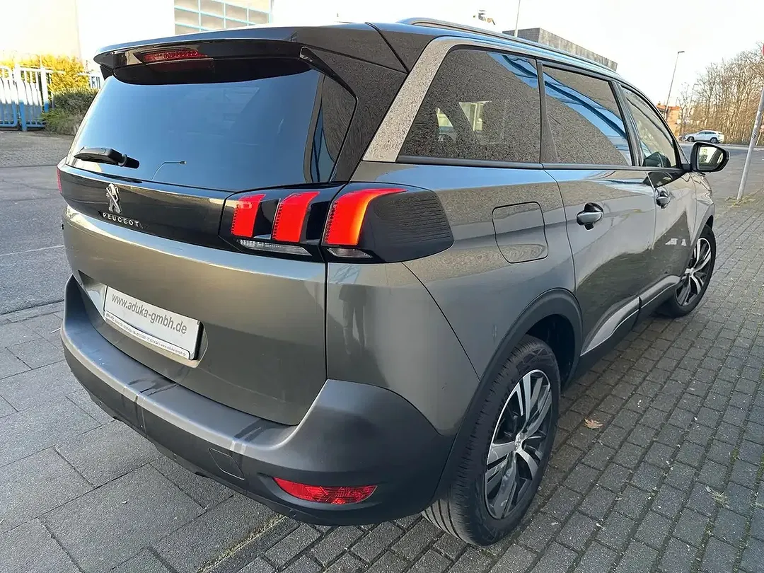 Peugeot 5008 - Thumbnail 6