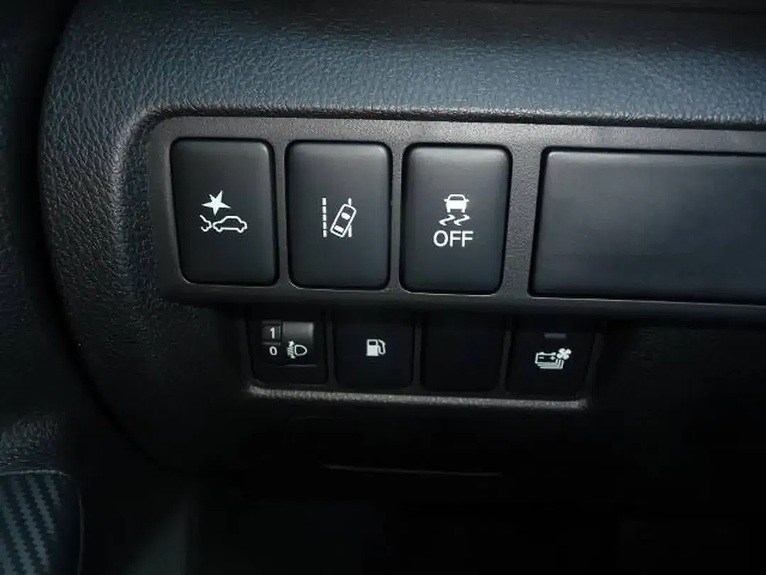 Mitsubishi Eclipse Cross - Thumbnail 7