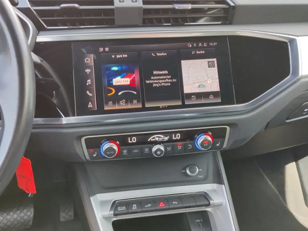 Audi Q3 - Thumbnail 15