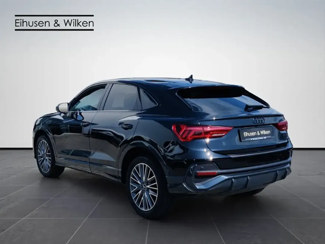 Audi Q3 - Thumbnail 4
