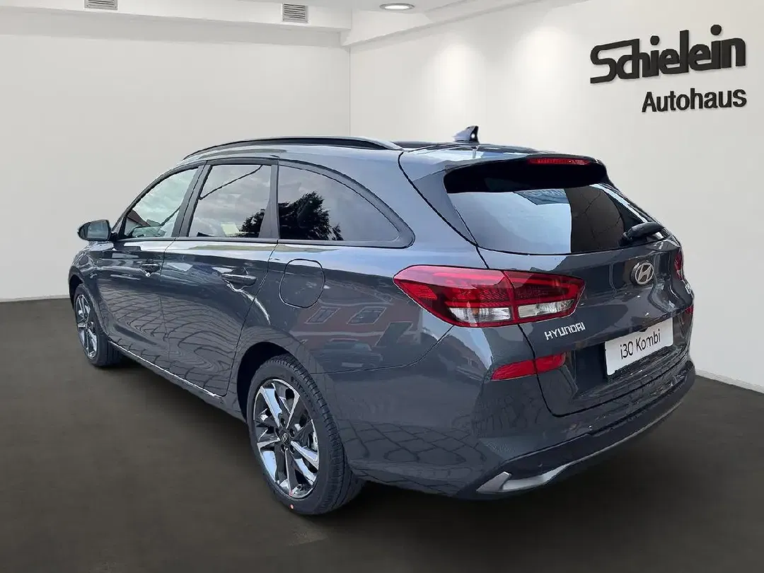 Hyundai i30 - Thumbnail 4