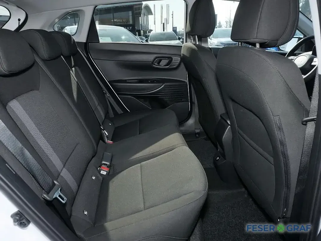 Hyundai i20 - Thumbnail 5