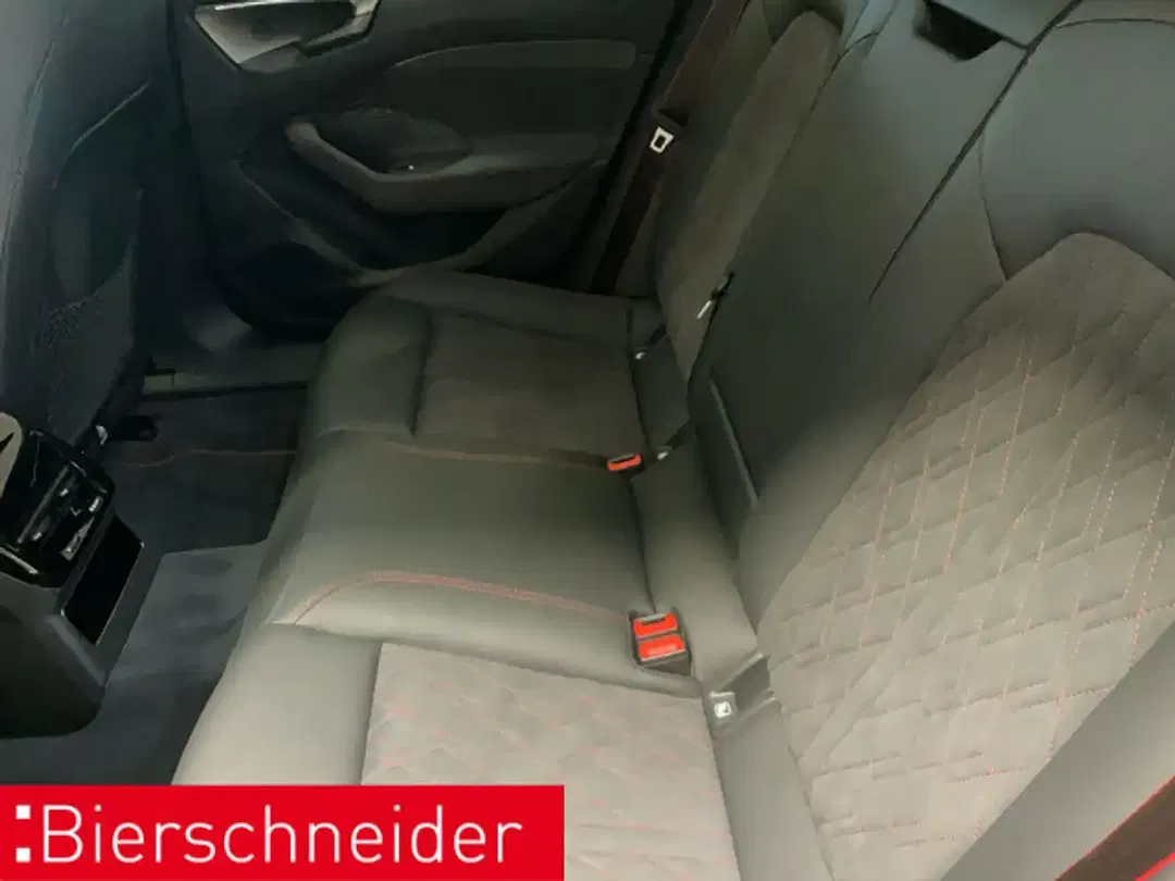 Audi A6 - Thumbnail 11