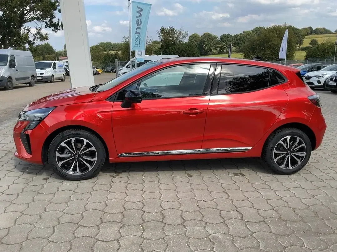 Renault Clio - Thumbnail 2