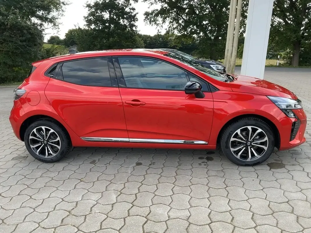 Renault Clio - Thumbnail 5