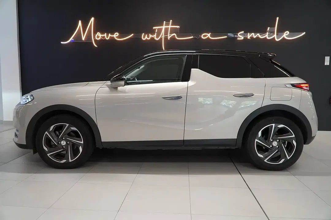 DS Automobiles DS 3 Crossback - Thumbnail 4