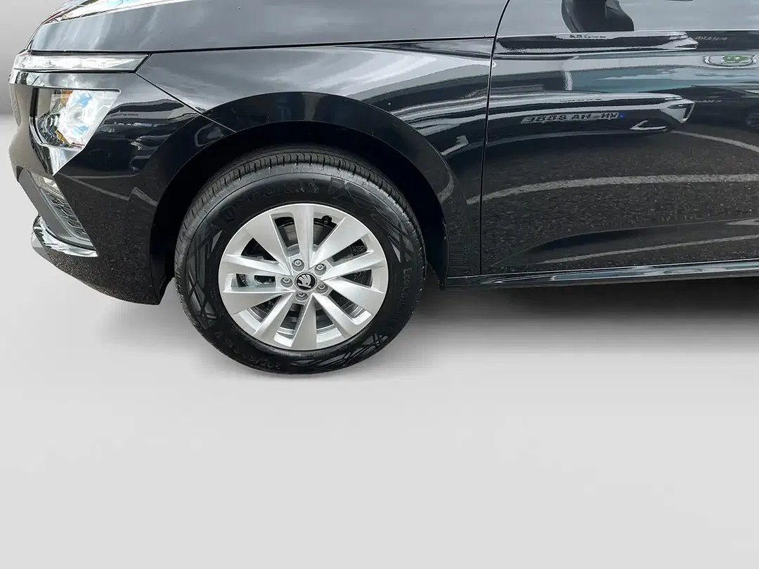 Skoda Kamiq - Thumbnail 4