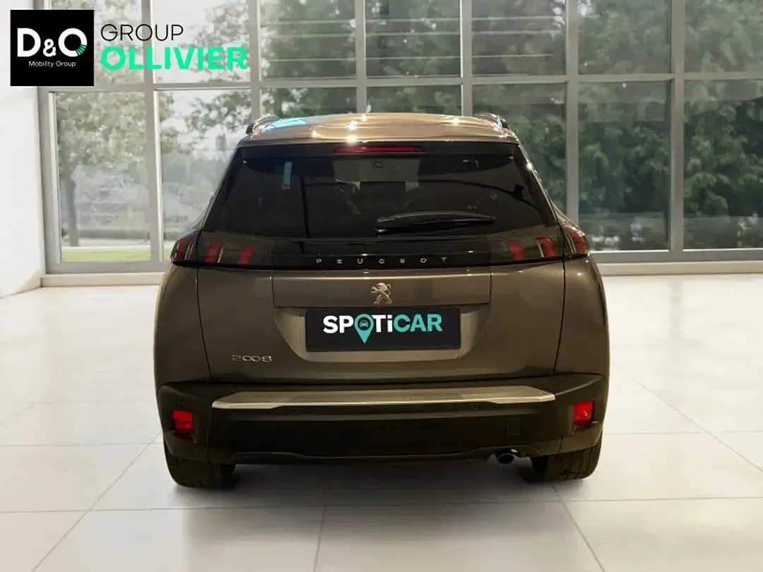 Peugeot 2008 - Thumbnail 4