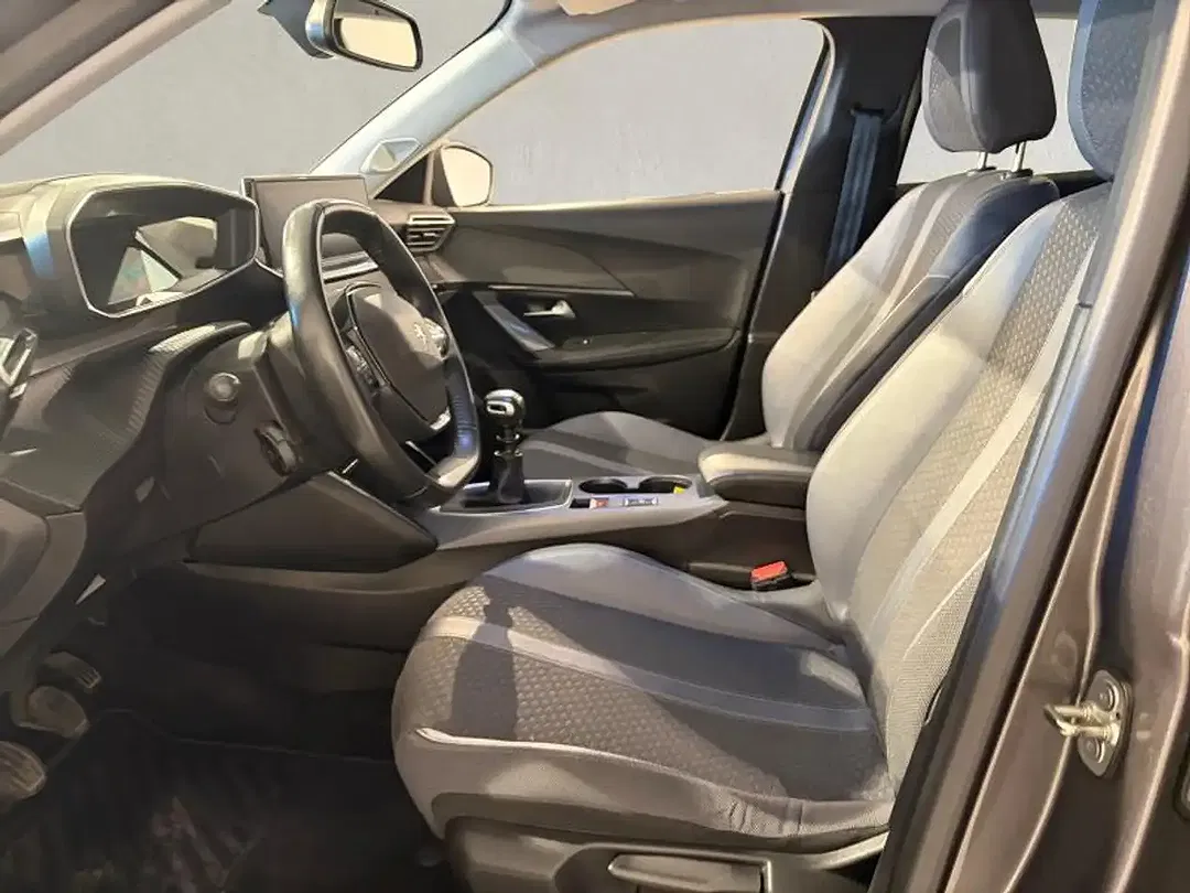 Peugeot 2008 - Thumbnail 9