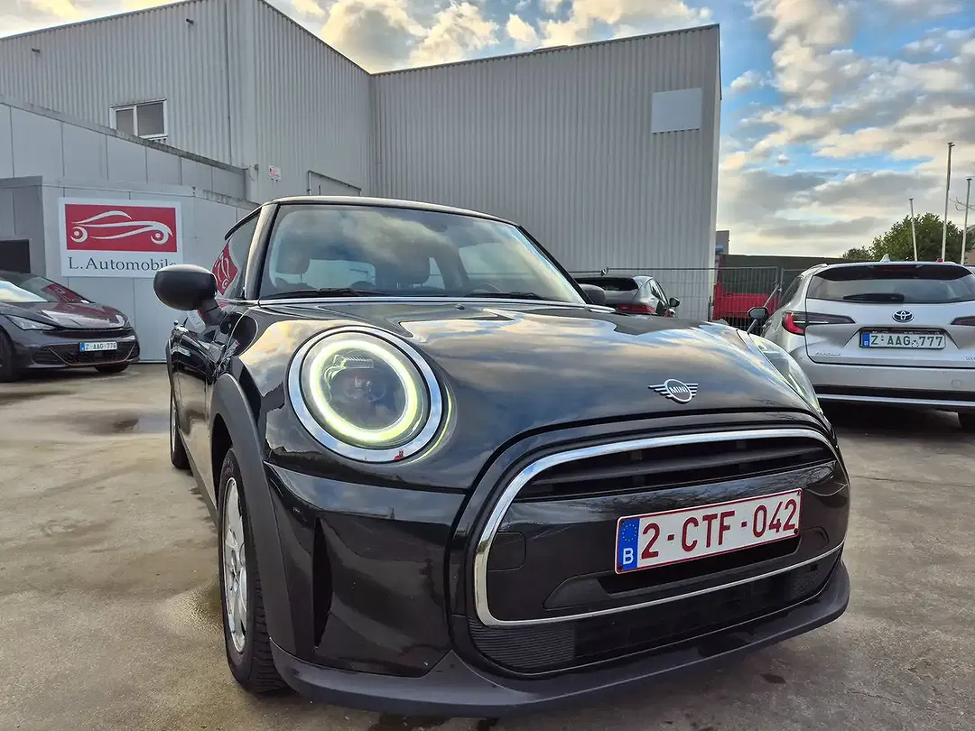 MINI Cooper - Thumbnail 3