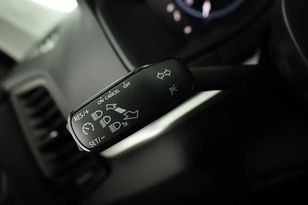 Skoda Karoq - Thumbnail 10