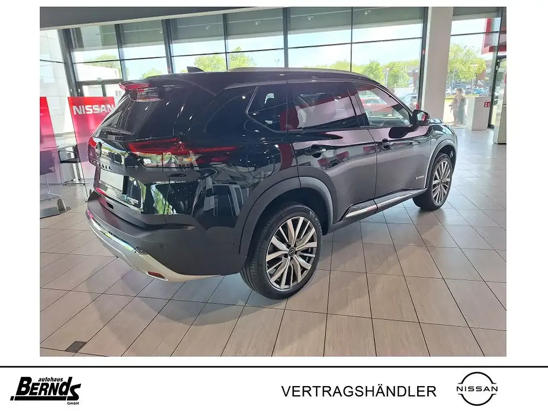 Nissan X-Trail - Thumbnail 4