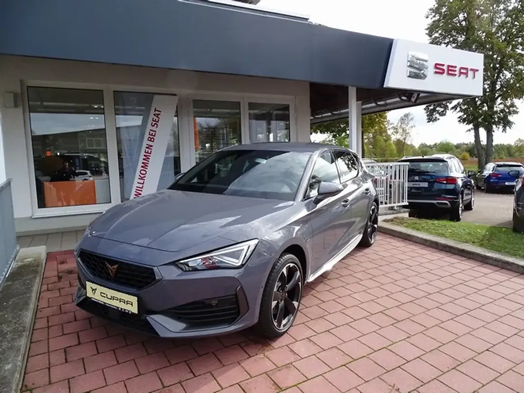 CUPRA Leon - Thumbnail 2