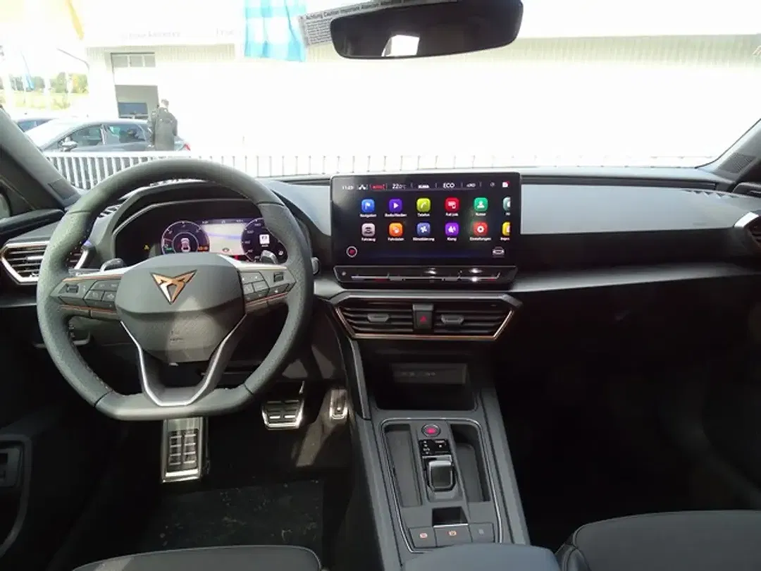 CUPRA Leon - Thumbnail 8