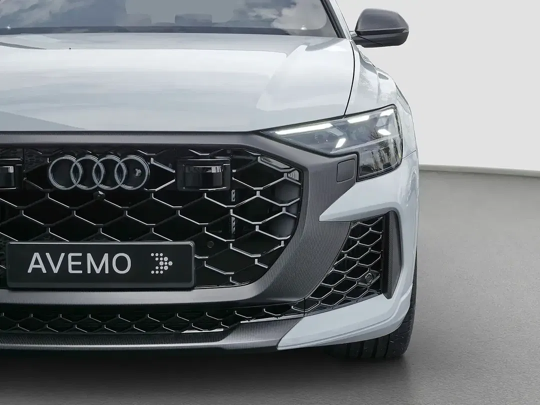 Audi RS Q8 - Thumbnail 11