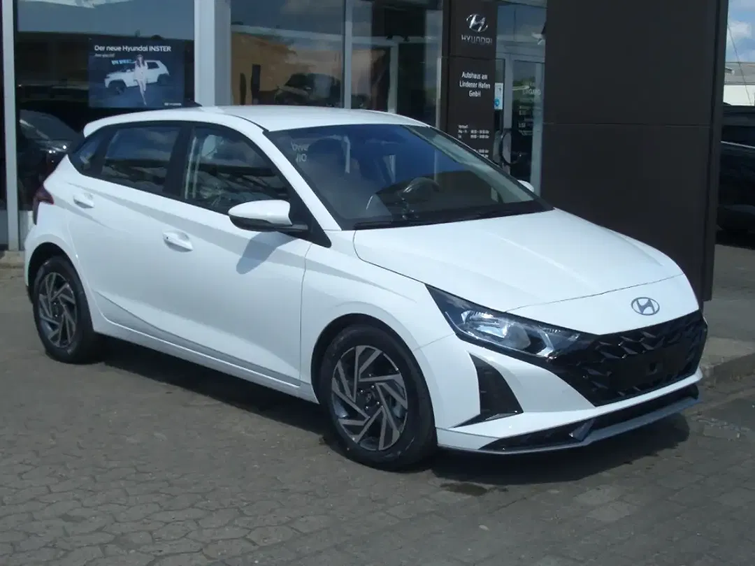 Hyundai i20 - Thumbnail 1