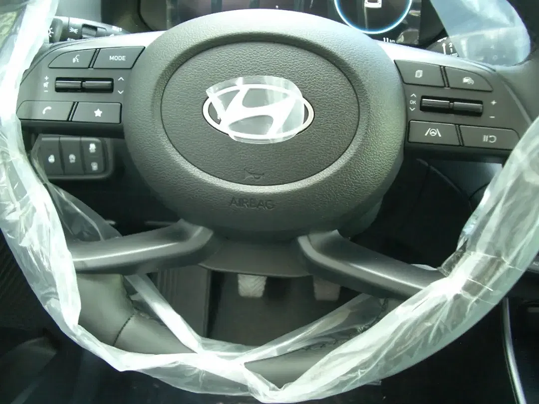 Hyundai i20 - Thumbnail 11