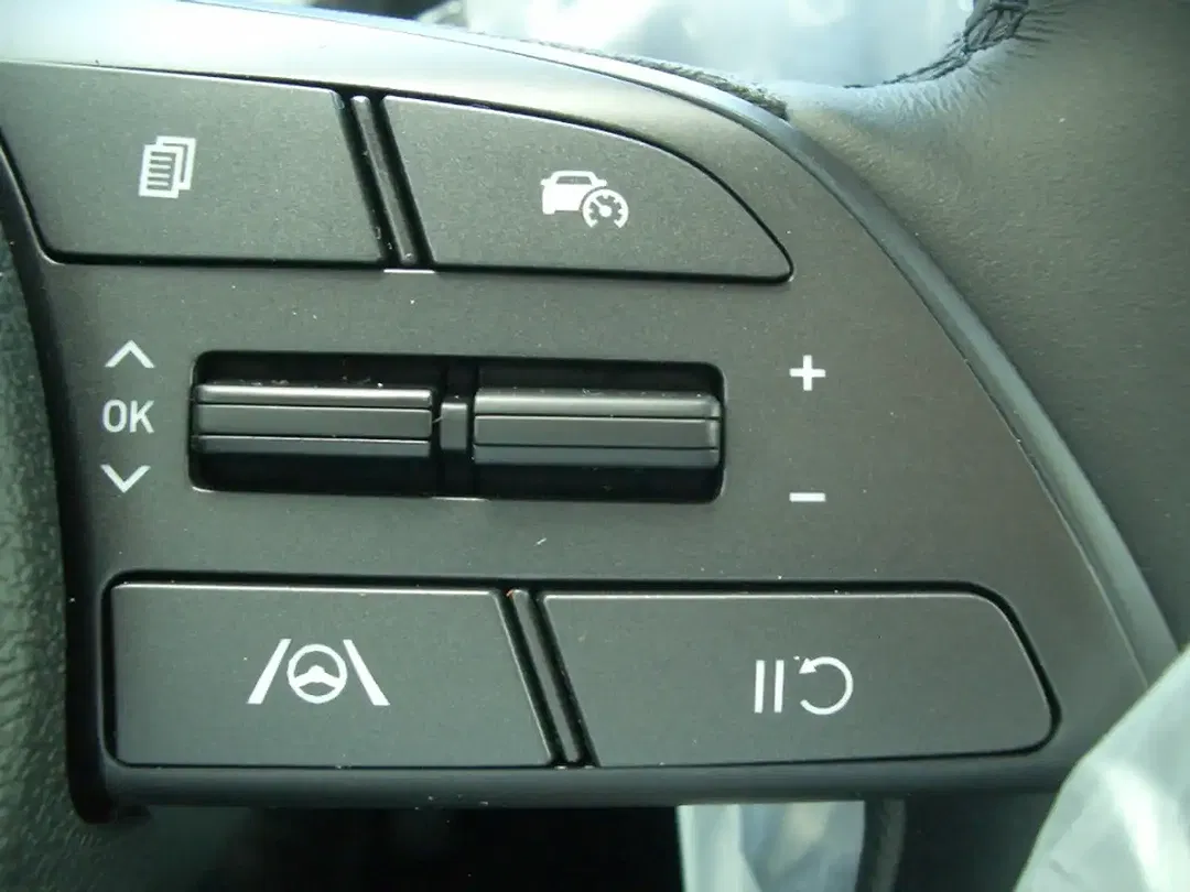 Hyundai i20 - Thumbnail 13